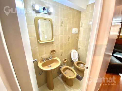 Imagen 9 de 10 de Oficina - Congreso Excelente Oficina 96 M2 Con Privados, Sala De Firmas 2 Baños, Kitchenet Amueblada !