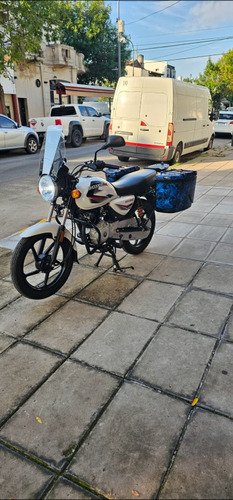 Vendo Bajaj Boxer 150cc Año 2023 Primer Dueño Con 3.000km