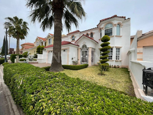 Casa En Venta En Haciendas Del Valle, Chihuahua