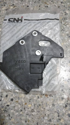 Tapa Central De Motor Iveco Daly/5012.