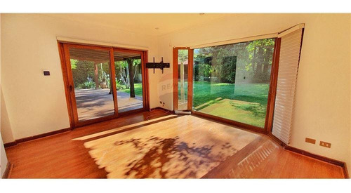 Imagen 10 de 30 de Linda Casa! Impecable! Maravilloso Jardin