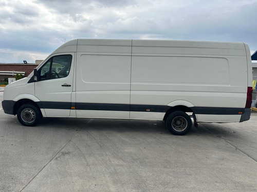 Volkswagen Crafter Camión Caja 5 toneladas