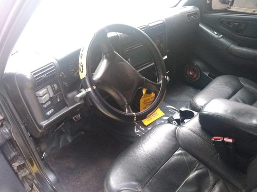 Chevrolet Blazer 1999 2.2 Std 5p