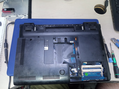 Notebook Samsung Np500p4c 500p4c No Enciende A La Vista (Usado)