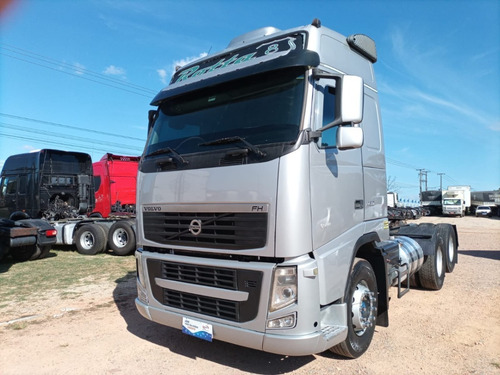 Imagem 3 de 15 de Volvo Fh460 6x2 2013 Automático