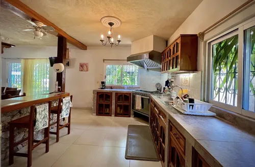 Casa En Venta Cerca De Ave Colegios