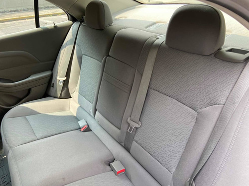 Imagen 13 de 15 de Chevrolet Malibu 2.5 Ls Mt 2013