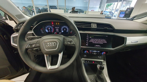Imagen 16 de 25 de Audi Q3 0km 35tfsi 2021 1.4 150 Cv Audibsas 0km Negro Negra