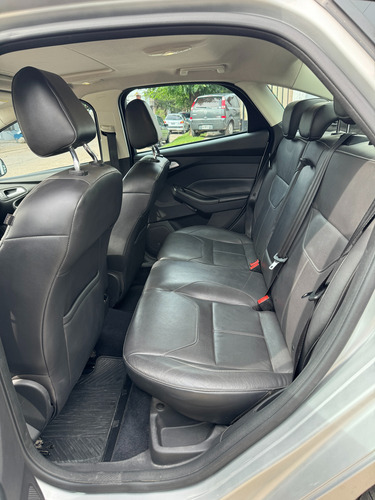 Ford Focus III 2.0 Sedan Titanium At6