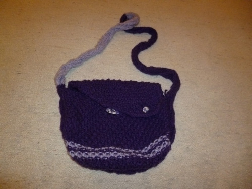 Cartera De Lana Tejida Violeta Usada En Buen Estado