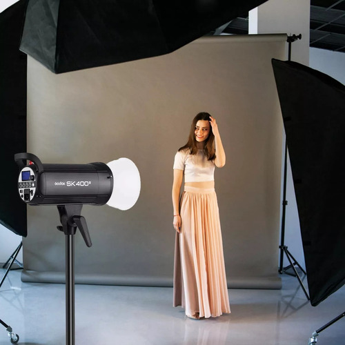 Flash De Estudio Godox Sk400ii Con Luz De 150w Modelado Led