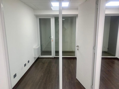 Imagen 19 de 24 de Arriendo Oficinas 1 , 2 O 3 Privados En Las Condes