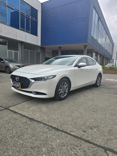 Mazda 3 2.0 Touring MHEV