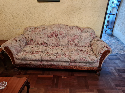 Sofa Y Dos Sillones De Estilo Clásico En Caoba