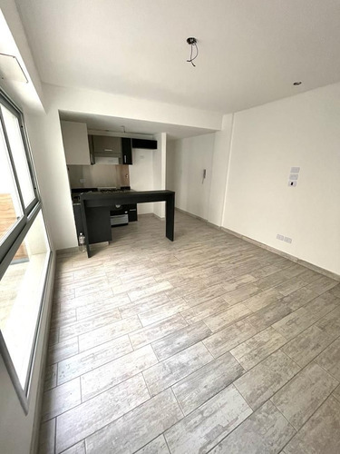 Imagen 2 de 14 de Departamento En Venta En Ramos Mejía
