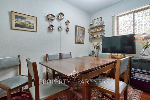 Casa En Venta En Ñuñoa! Impecable, Lista Para Vivi...