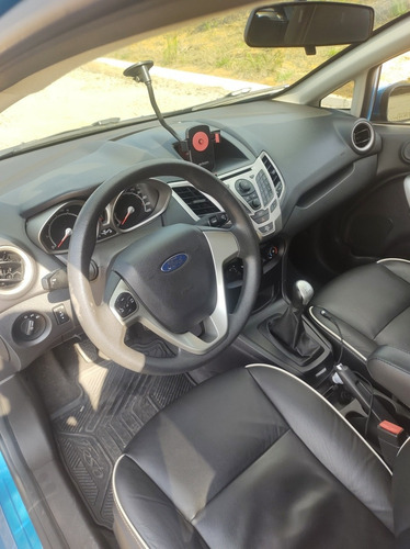 Imagem 7 de 10 de Ford Fiesta Sedan 2012 1.6 16v Se Flex 4p