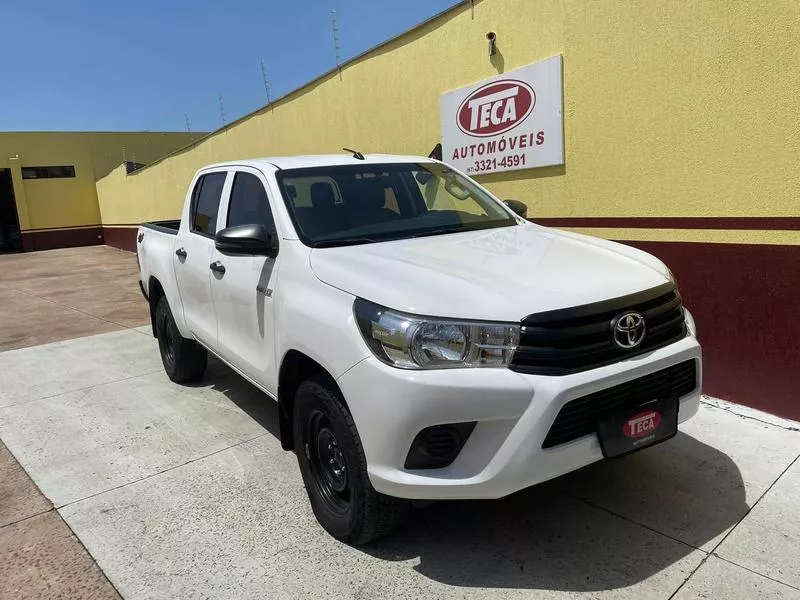 Toyota Hilux SW4 Hilux 2.8 Std 4x4 Cd