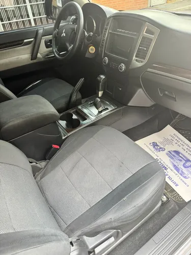 Mitsubishi Montero 3.5 Hard Top