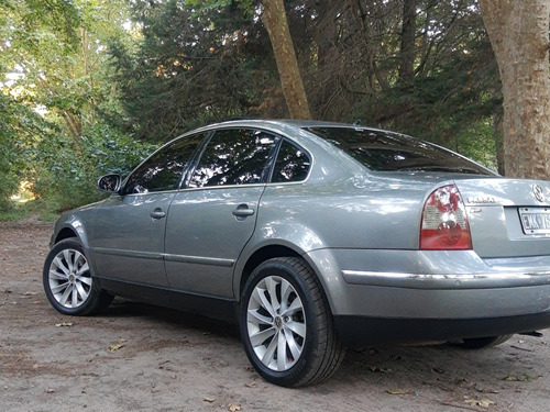 Volkswagen Passat 2.5 I V6 Tipt 4m 2004