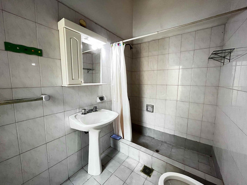 Imagen 10 de 30 de Ph 3 Amb Con Patio Y Terraza Avellaneda Venta