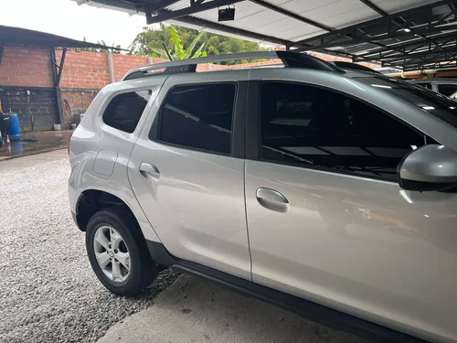Renault Duster 1.3 Intense Cvt