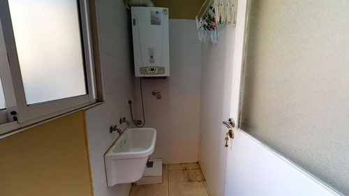Venta. Departamento. 3 Ambientes. Parque Centenario
