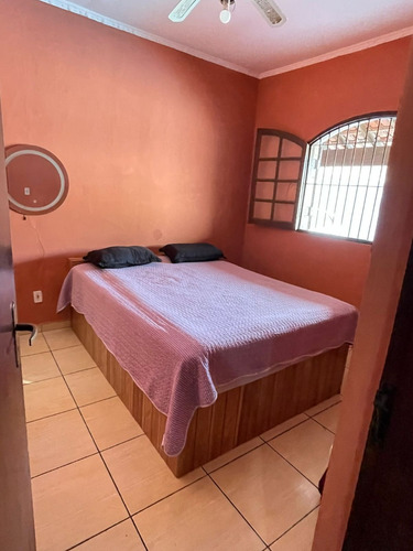 Linda Casa Com Linda Piscina 3 Dormitórios 2 Suítes Itanhaém