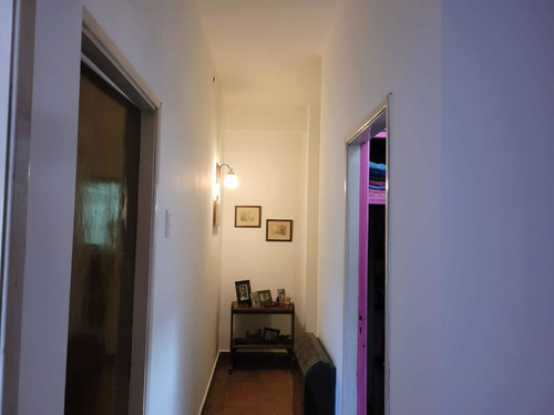 Imagen 10 de 12 de Departamento De 4 Ambientes En Castelar Norte