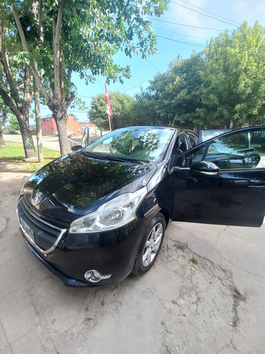 Peugeot 208 1.5 Allure Touchscreen