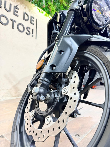 Honda Cb300 Abs, Prácticamente Nueva, 5800 Millas Originales