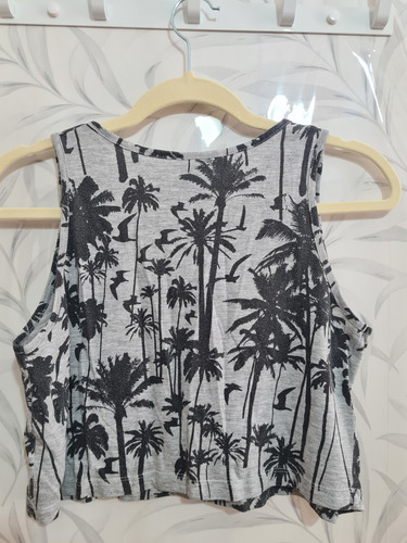 Remera-top Complot Palmeras, Talle S (Usado)