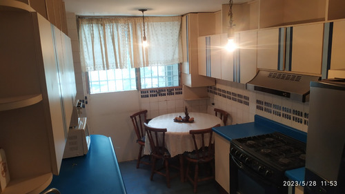 Venta De Apartamento En Lomas De Prado Del Este, Alto Prado. Avp
