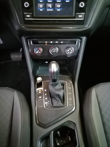 Imagen 12 de 15 de Vw Tiguan Trendline Dsg 2020!!!
