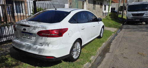 Ford Focus III 2.0 Sedan Se Plus Mt