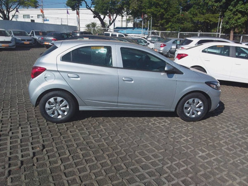 Chevrolet Onix 1.0 Mpfi Lt 8v Flex 4p Manual