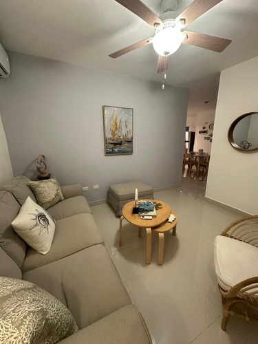 Espectacular Casa De 3 Habitaciones Y 2 Baños En Venta Punta Cana