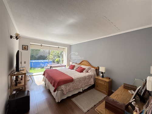 Casa Enaco En Venta De 4 Dorm. En Lo Barnechea