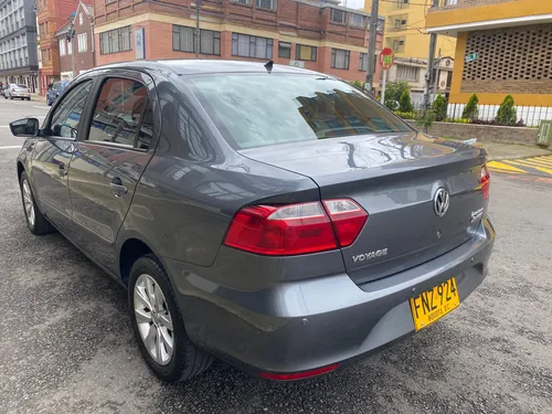 Volkswagen Voyage 1.6 Comfortline Mecanico