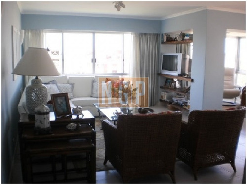 Centro-ref:14617