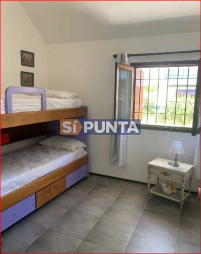 Imagen 7 de 12 de Casa En Alquiler - Punta Del Este