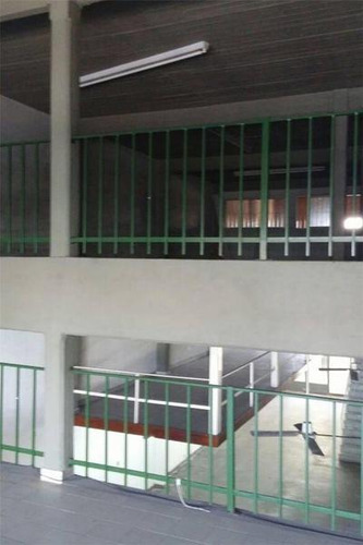 Excelente Local Comercial En Venta