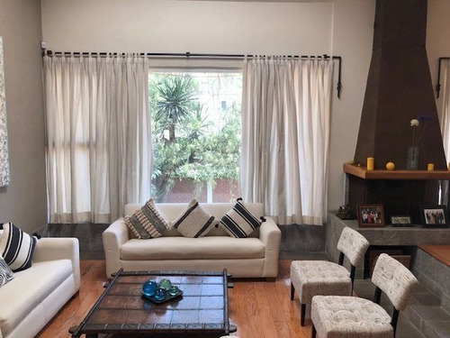 Una Casa Comoda, Iluminada Y Funcional Es Ideal Para Disfrutar De La Vida Diaria