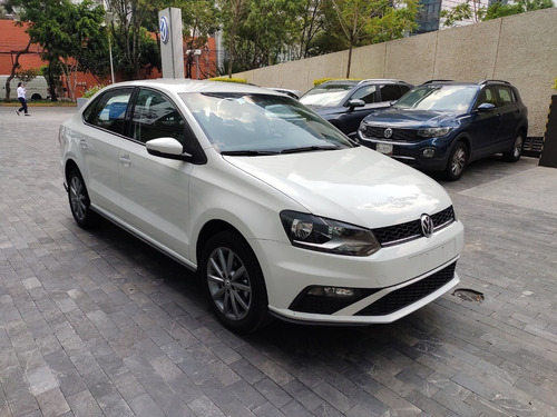 Imagen 8 de 12 de Vento Comfortline Plus Aut 20% Eng Hasta 60 Meses Tomo Auto