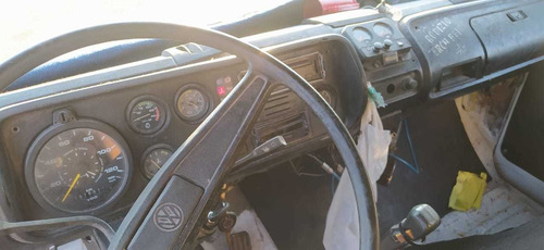 Imagem 2 de 12 de Volkswagen 14-140