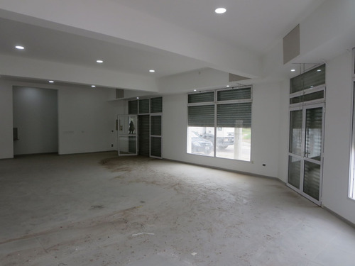 Imagen 7 de 10 de Local Comercial En Venta Ubicado En 12 De Octubre