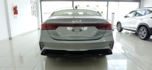 Imagen 8 de 13 de Kia Cerato Sx 2.0 At