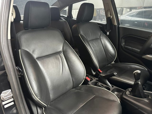 Ford Fiesta Sedan Fiesta Sedan 1.6 MPI SEDAN 8V FLEX 4P MANUAL