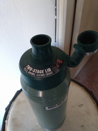 Termo Stanley 1lt Para Frío Y Hielo Con Pico Para Tomar!