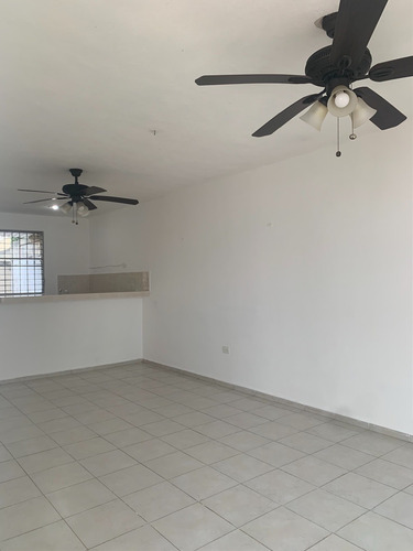 Imagen 3 de 15 de Casa De Oportunidad En Caucel
